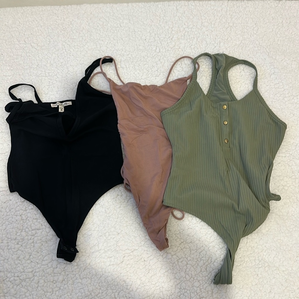 Bundle bodysuit xs
